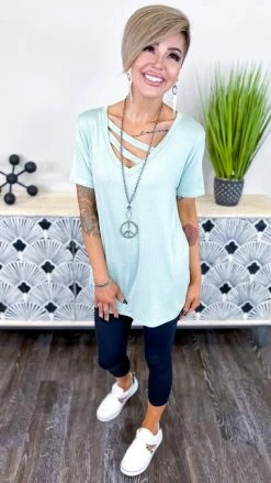 The ZigZag Stripe TOPS & TUNICS Sage Favorite Basic Top [NO RETURNS]