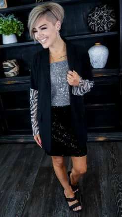 The ZigZag Stripe Silver Weekend Wow Tank TOPS & TUNICS