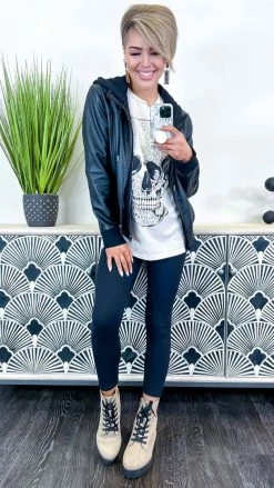 Lotus Fashion Skull Lightning Bolt Tee GRAPHIC TEES