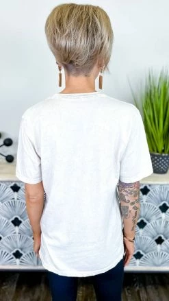 Lotus Fashion Skull Lightning Bolt Tee GRAPHIC TEES