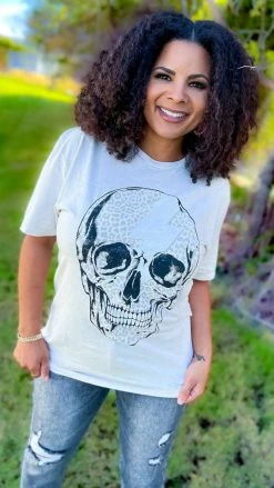 Lotus Fashion Skull Lightning Bolt Tee GRAPHIC TEES