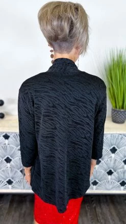 The ZigZag Stripe Spotlight Stealer Cardigan