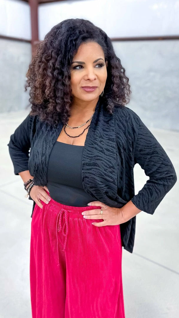 The ZigZag Stripe Spotlight Stealer Cardigan