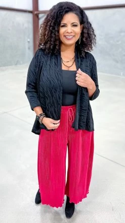 The ZigZag Stripe Spotlight Stealer Cardigan