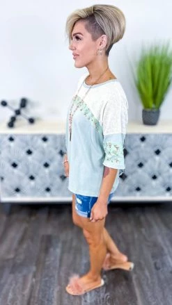 Easel TOPS & TUNICS Strolling On Saturday Top