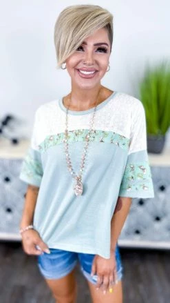 Easel TOPS & TUNICS Strolling On Saturday Top