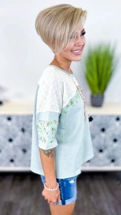 Easel TOPS & TUNICS Strolling On Saturday Top