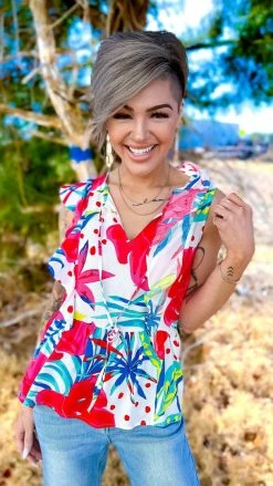 Emily Wonder TOPS & TUNICS Sweet Garden Top