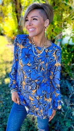 The ZigZag Stripe Sweet Sense Top TOPS & TUNICS