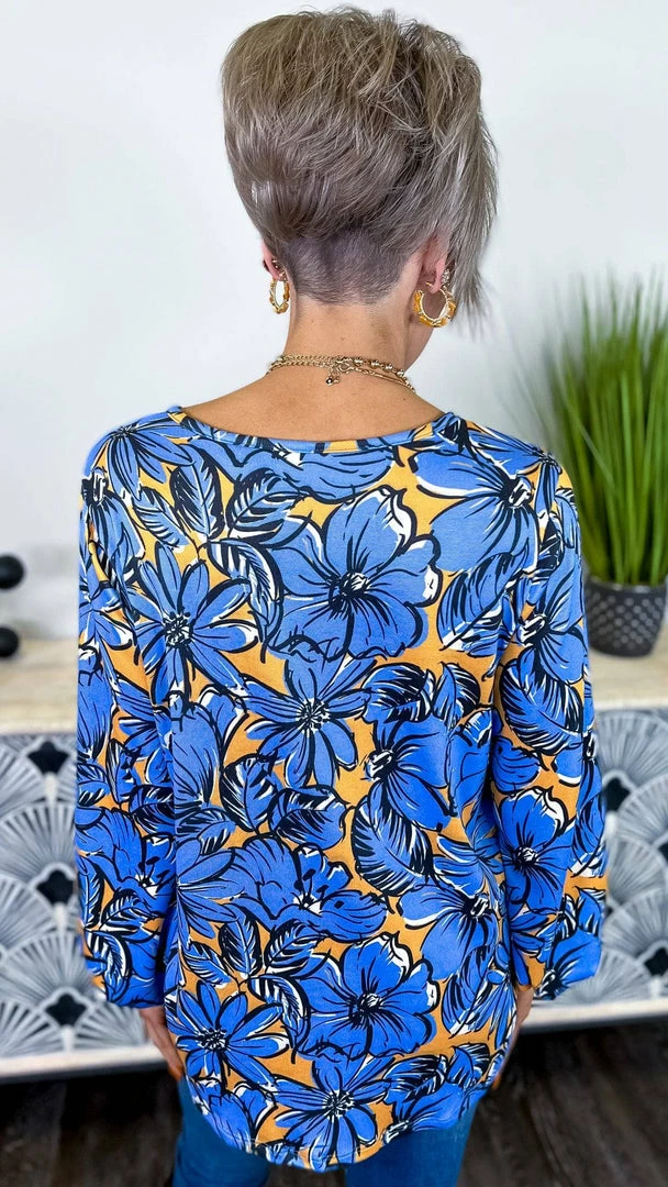 The ZigZag Stripe Sweet Sense Top TOPS & TUNICS