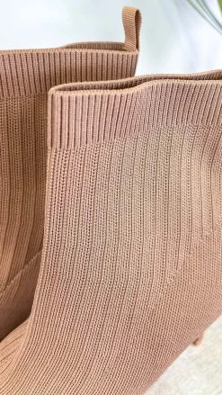 Chinese Laundry SHOES Tan Elba Booties