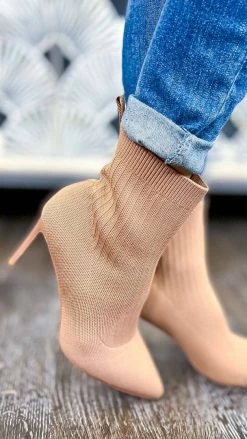 Chinese Laundry SHOES Tan Elba Booties