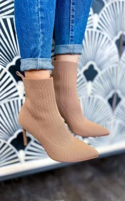 Chinese Laundry SHOES Tan Elba Booties