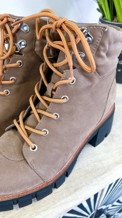 MIA SHOES Taupe Karrus Booties