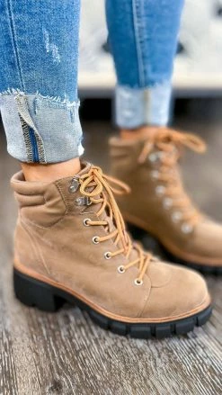 MIA SHOES Taupe Karrus Booties