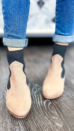 MIA SHOES Taupe Nicky Booties