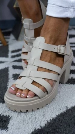 MIA SHOES Tira Platform Sandals