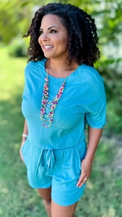 The ZigZag Stripe Turquoise Better With Bubbly Set