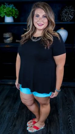 The ZigZag Stripe Turquoise Get Active Shorts [NO RETURNS] BOTTOMS