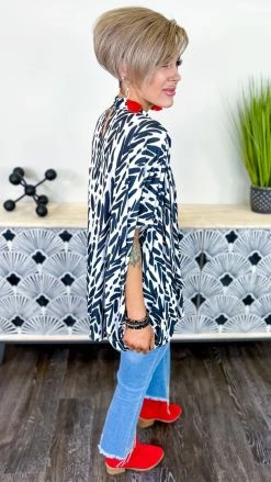 The ZigZag Stripe TOPS & TUNICS Uptown Gal Top