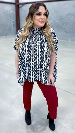 The ZigZag Stripe TOPS & TUNICS Uptown Gal Top