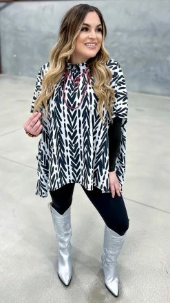 The ZigZag Stripe TOPS & TUNICS Uptown Gal Top