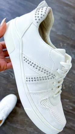 MIA White Alta Sneakers SHOES