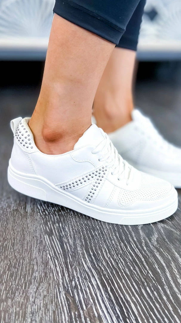 MIA White Alta Sneakers SHOES