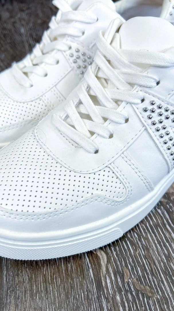 MIA White Alta Sneakers SHOES