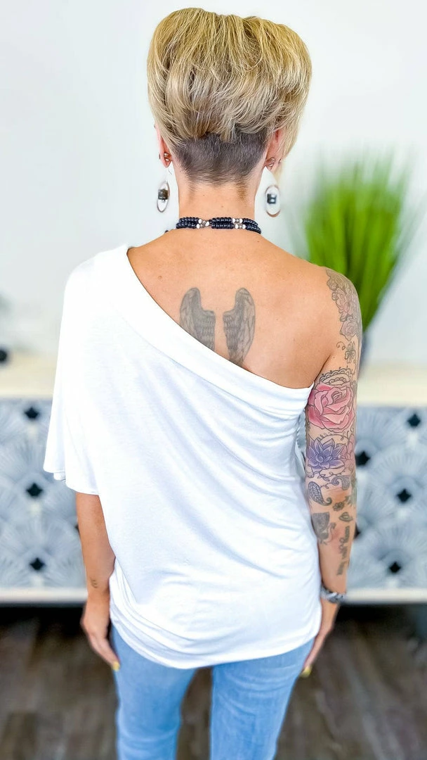 The ZigZag Stripe White Best Side Top TOPS & TUNICS