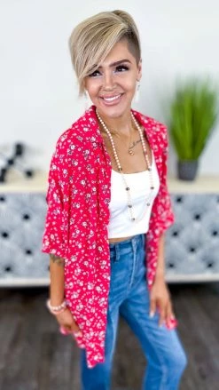 The ZigZag Stripe White Crop Brami Bramis