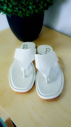 CCOCCI White Ezar Sandals