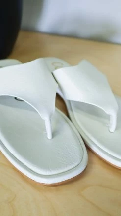 CCOCCI White Ezar Sandals