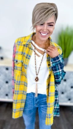 The ZigZag Stripe TOPS & TUNICS White Favorite Basic Top