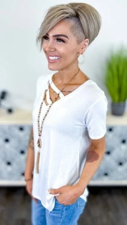 The ZigZag Stripe TOPS & TUNICS White Favorite Basic Top