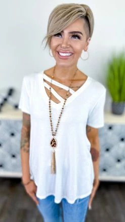 The ZigZag Stripe TOPS & TUNICS White Favorite Basic Top