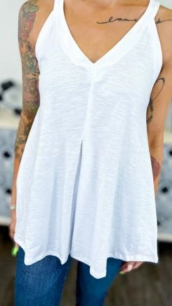 The ZigZag Stripe White Lake Gal Tank TOPS & TUNICS