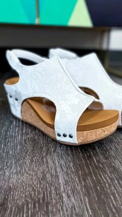 Very G White Liberty Tooled Wedges