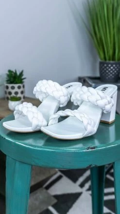 MIA White Maine Heels