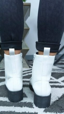 Chinese Laundry White More Fun Boots