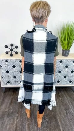 Your Fashion Wholesale White Winter Weather Vest