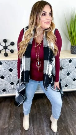 Your Fashion Wholesale White Winter Weather Vest