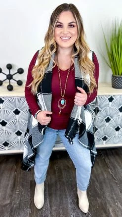 Your Fashion Wholesale White Winter Weather Vest