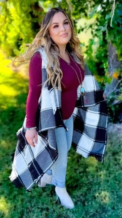 Your Fashion Wholesale White Winter Weather Vest