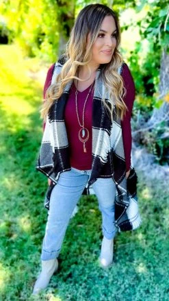 Your Fashion Wholesale White Winter Weather Vest