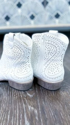 Very G White Zest Booties SHOES