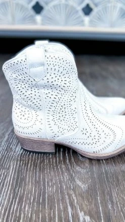 Very G White Zest Booties SHOES