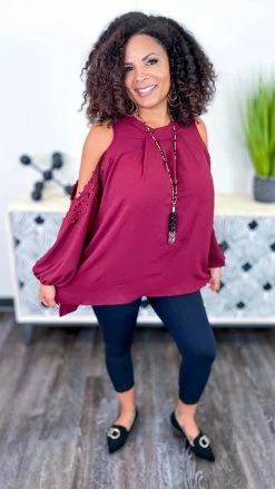 The ZigZag Stripe Long Sleeve Tops Wine Always Chic Top