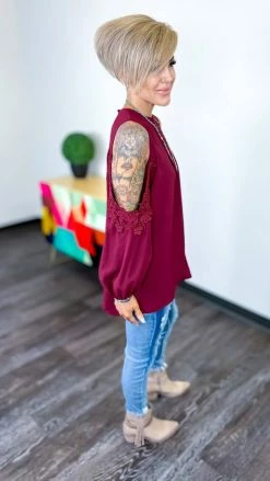 The ZigZag Stripe Long Sleeve Tops Wine Always Chic Top