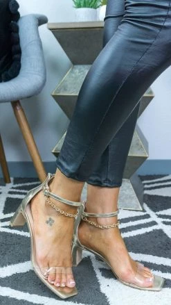 Chinese Laundry Yara Heels SHOES